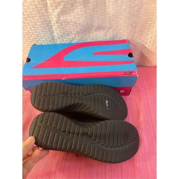 Skechers Air-cooled memory foam Black 9 faux laces nwot sn#13356 - Picture 3 of 6